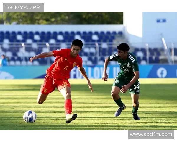 土耳其U17对决英格兰U17青少年足球赛精彩瞬间回顾与分析