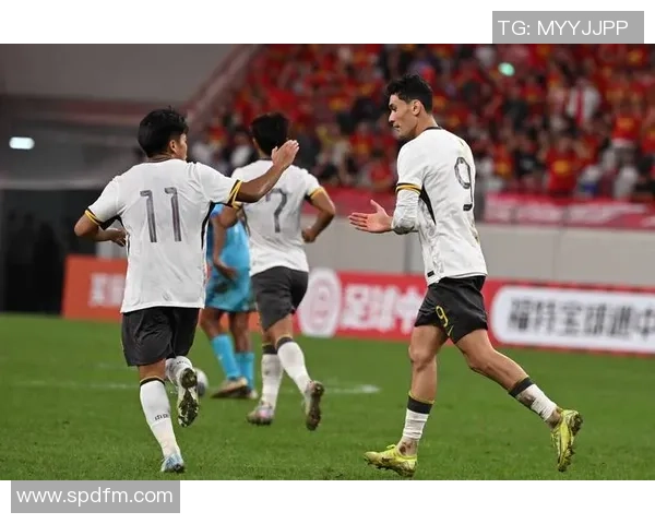 查尔顿U23与布里斯托城U23激战正酣青少年足球赛精彩回顾